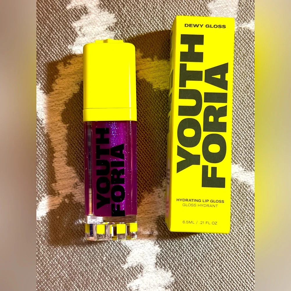 Youthforia Dewy Hydration Lip Gloss #1 Sound Stage Korean skin care make up dewy